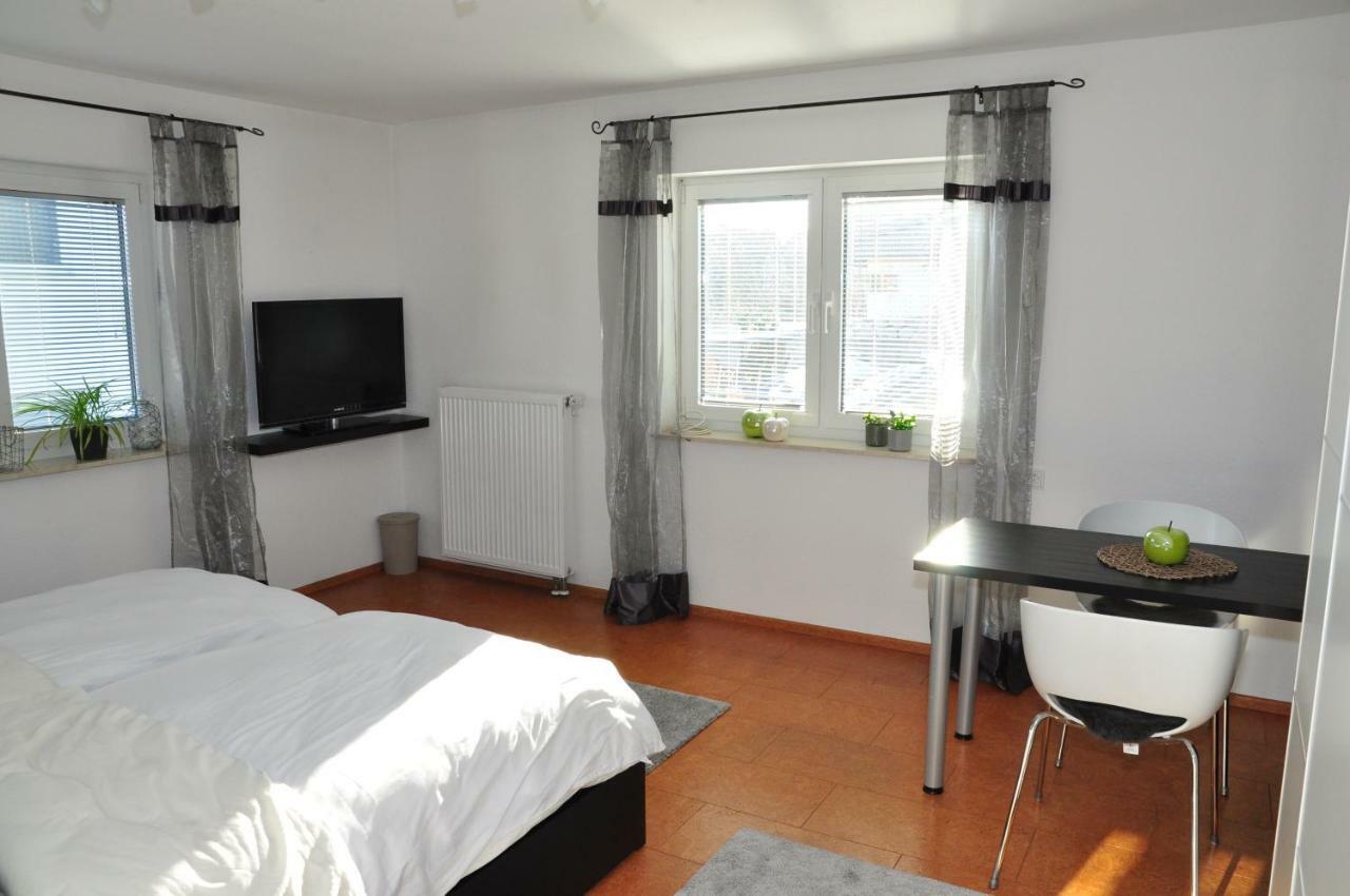 N37 -Modern Eingerichtete Zimmer In Ruhiger Lage Aldingen  Exterior foto